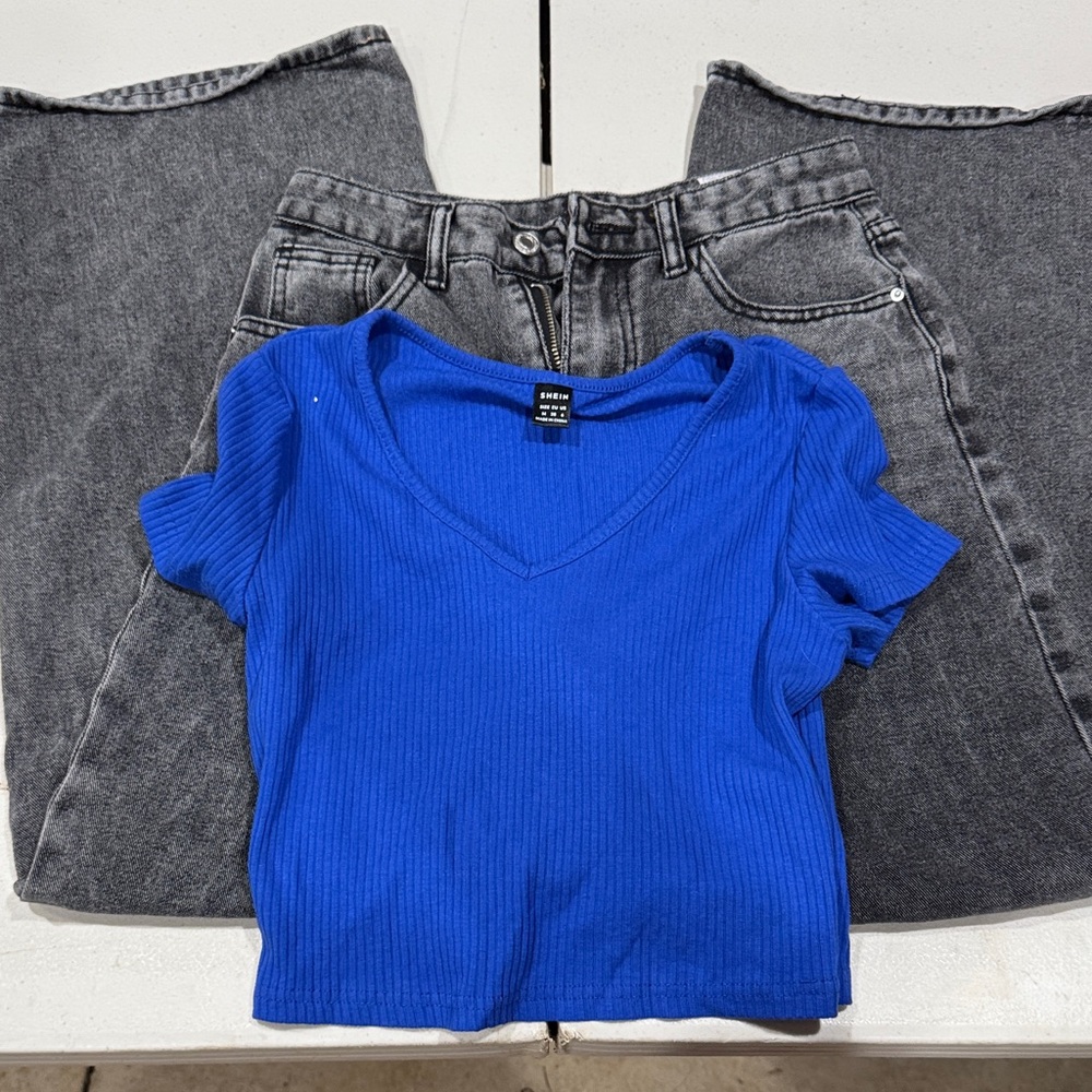 SHEIN Royal Blue V-Neck Ribbed Tee